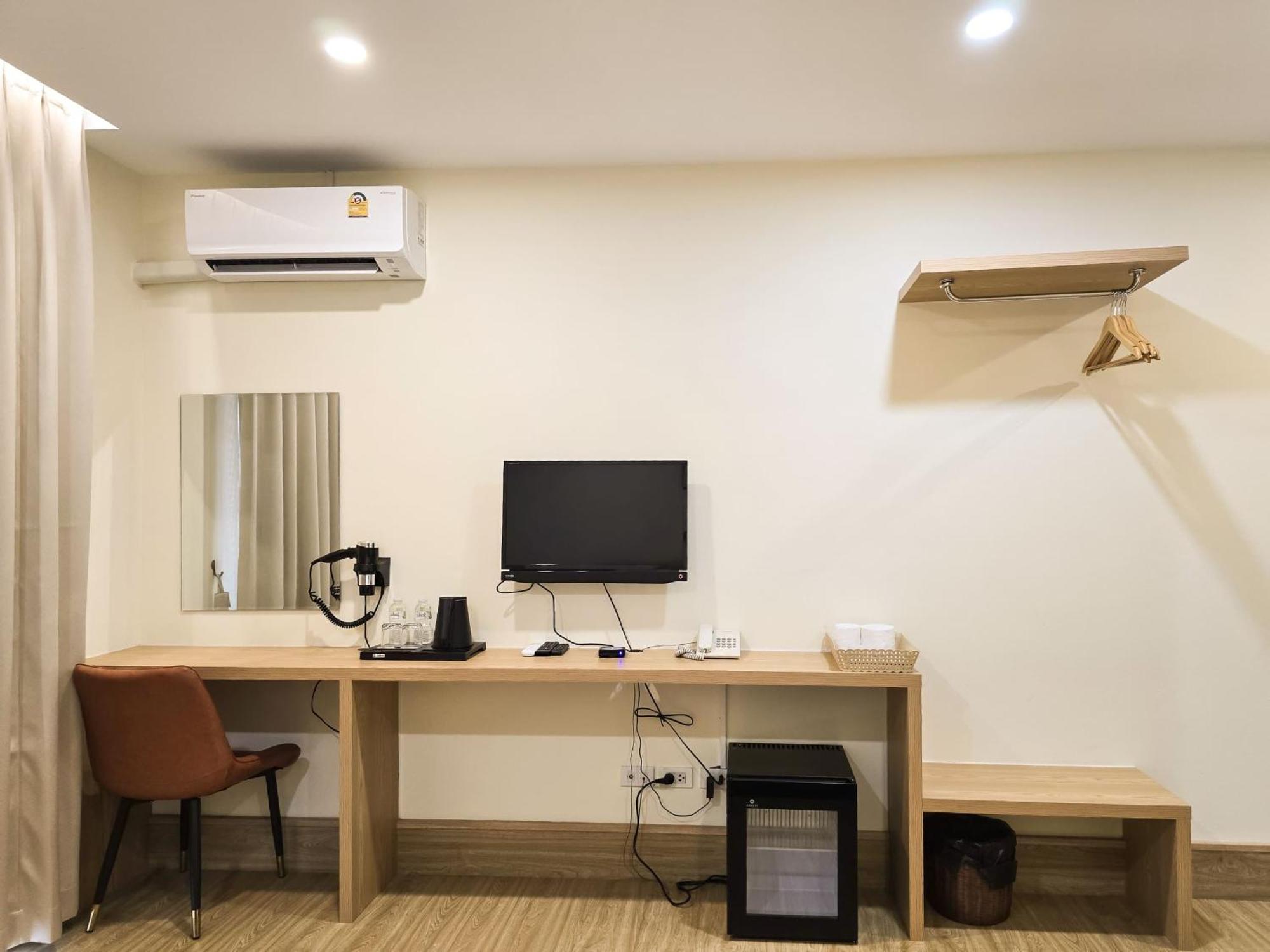 Douangchan Plaza Hotel Vientiane Exteriör bild