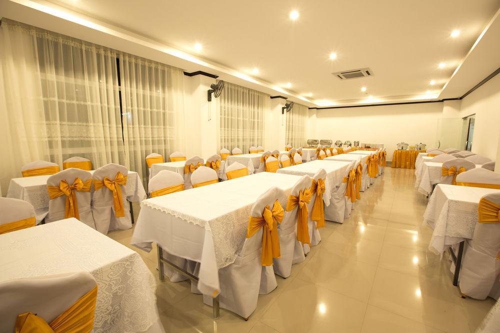 Douangchan Plaza Hotel Vientiane Exteriör bild