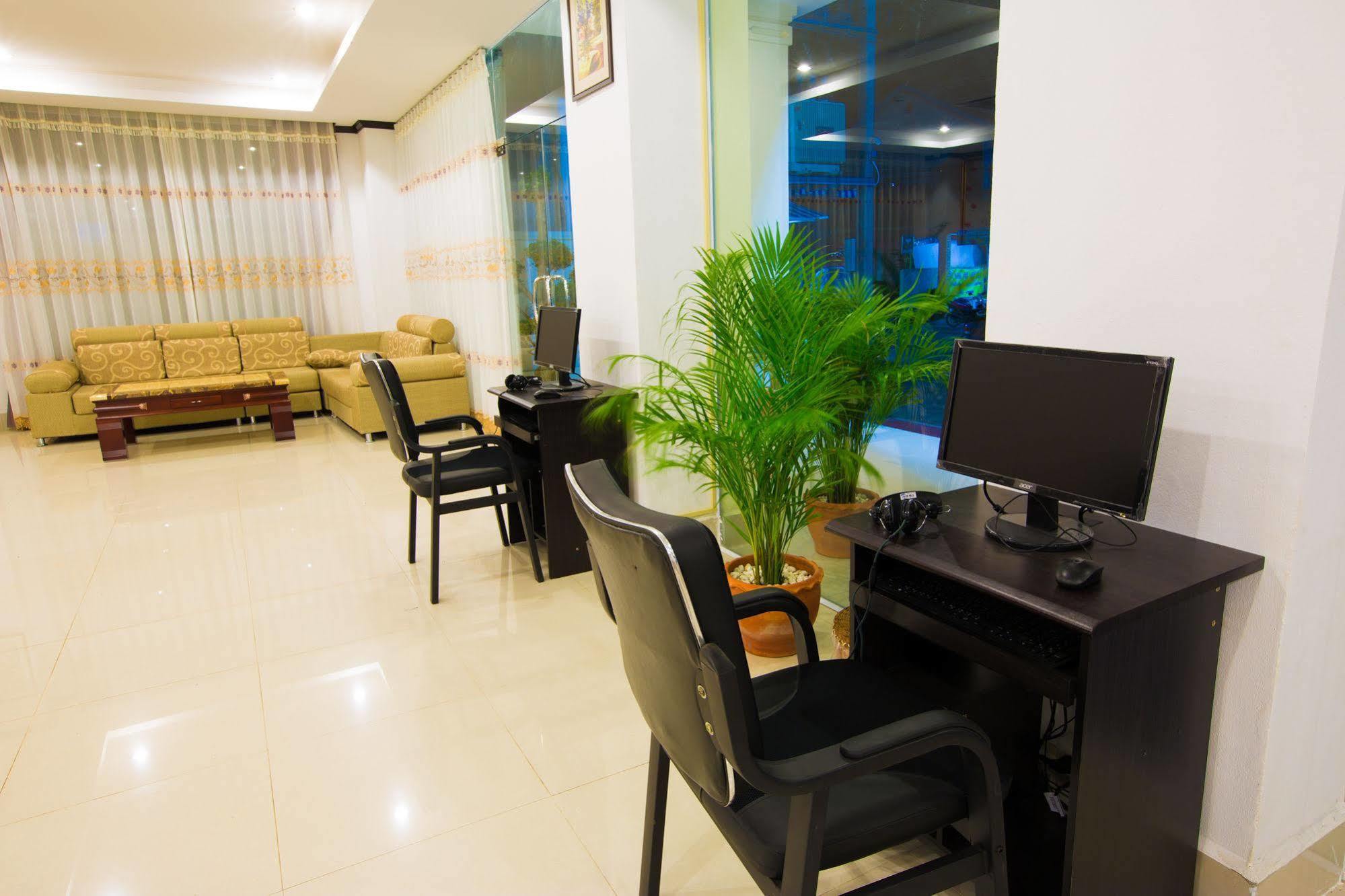 Douangchan Plaza Hotel Vientiane Exteriör bild